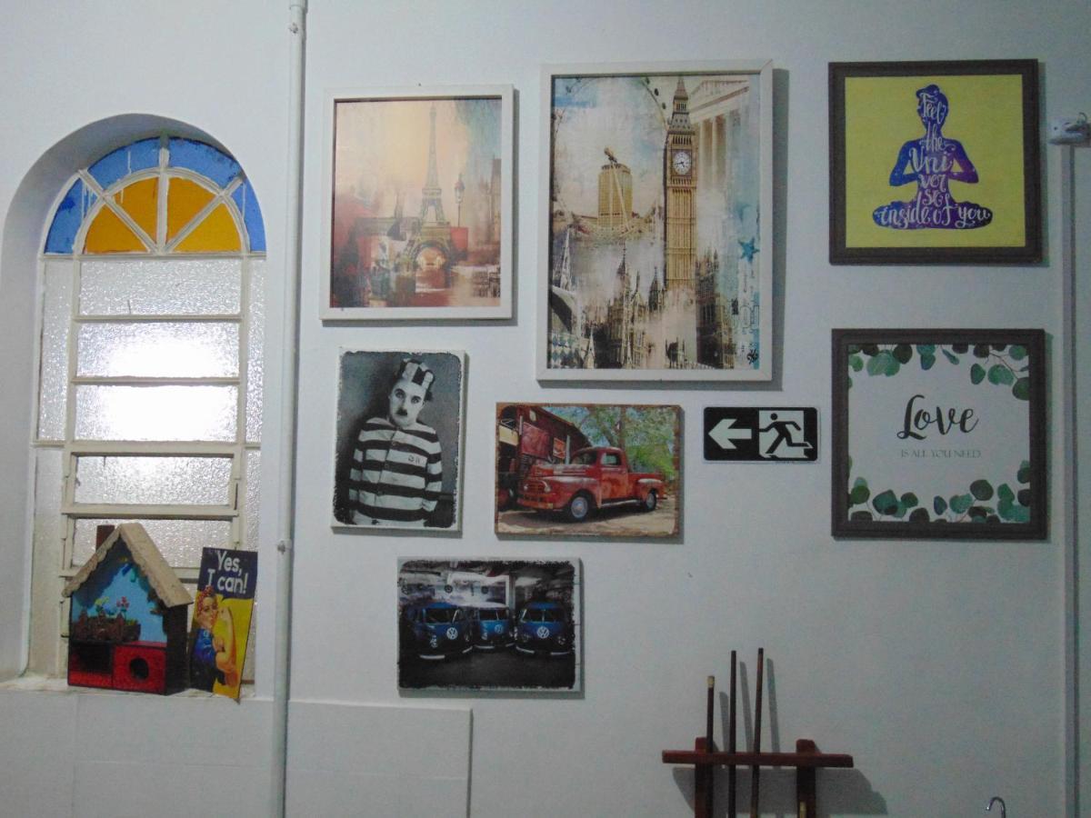 Hostel Wally's House