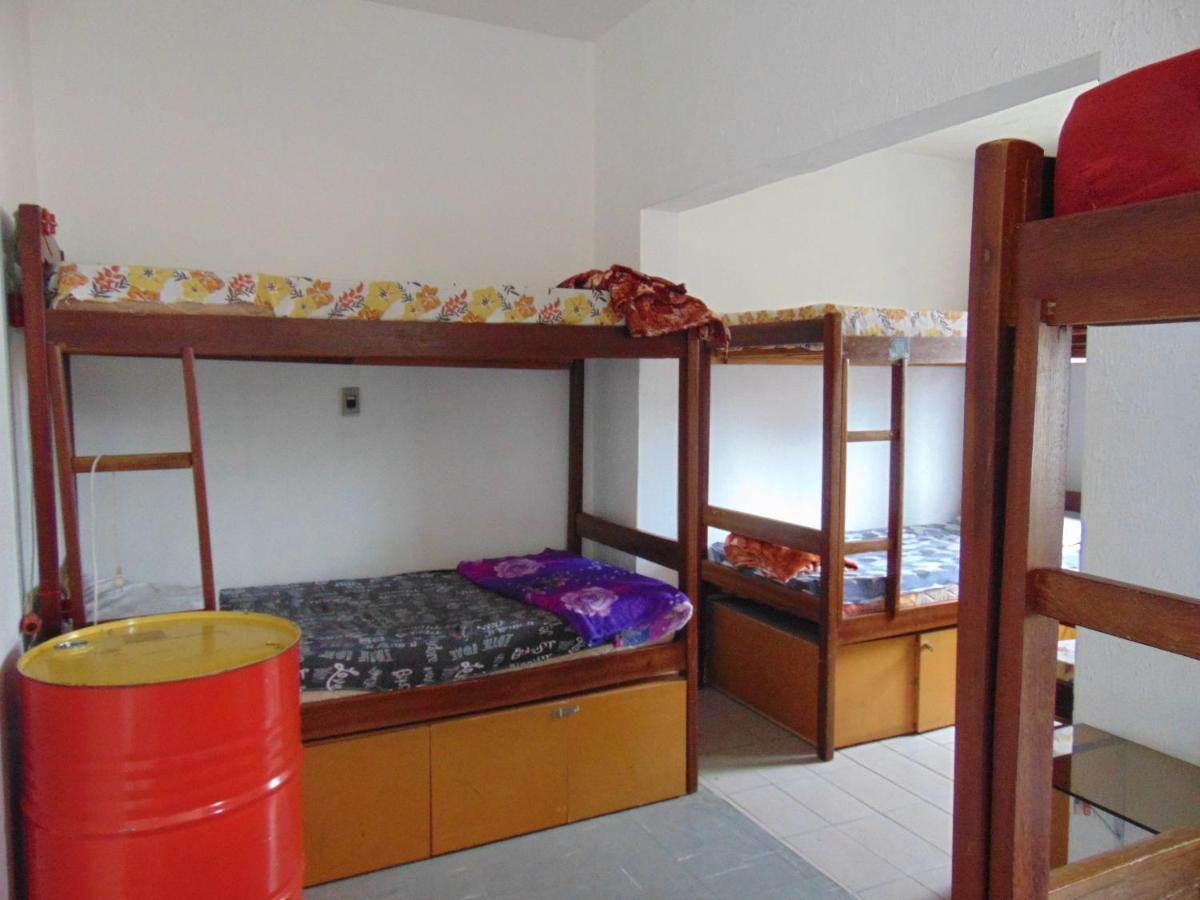 Wally's House Hostel *