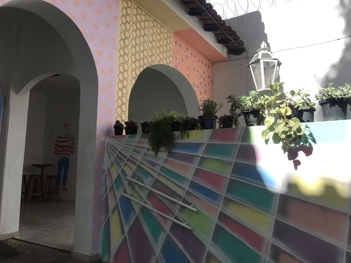 Wally's House Hostel *